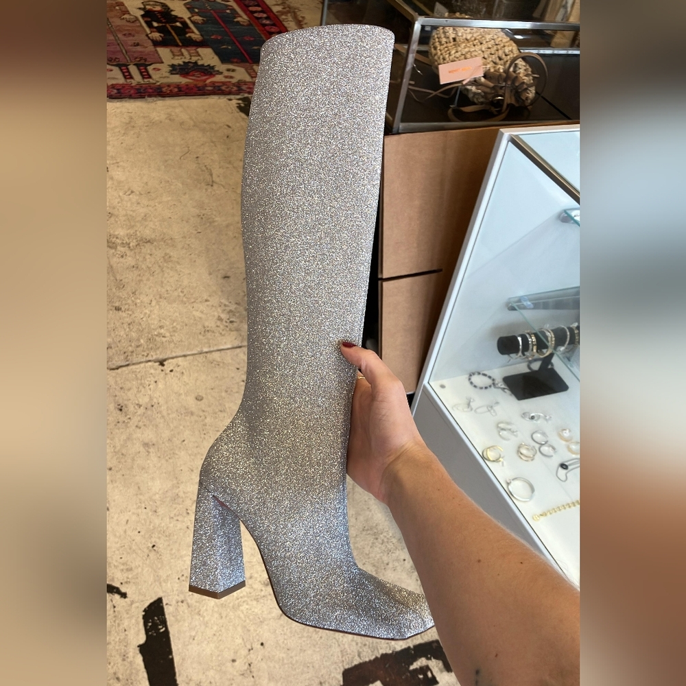 Nib Amina Muaddi Silver Knee-High Women's Boots - Picture 10 of 12
